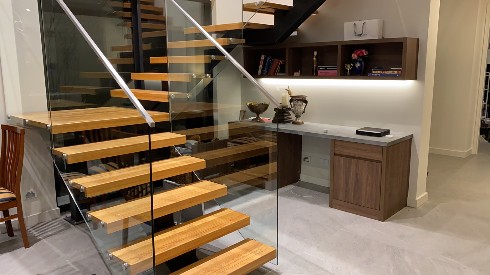 High-quality straight stair cost for home-14